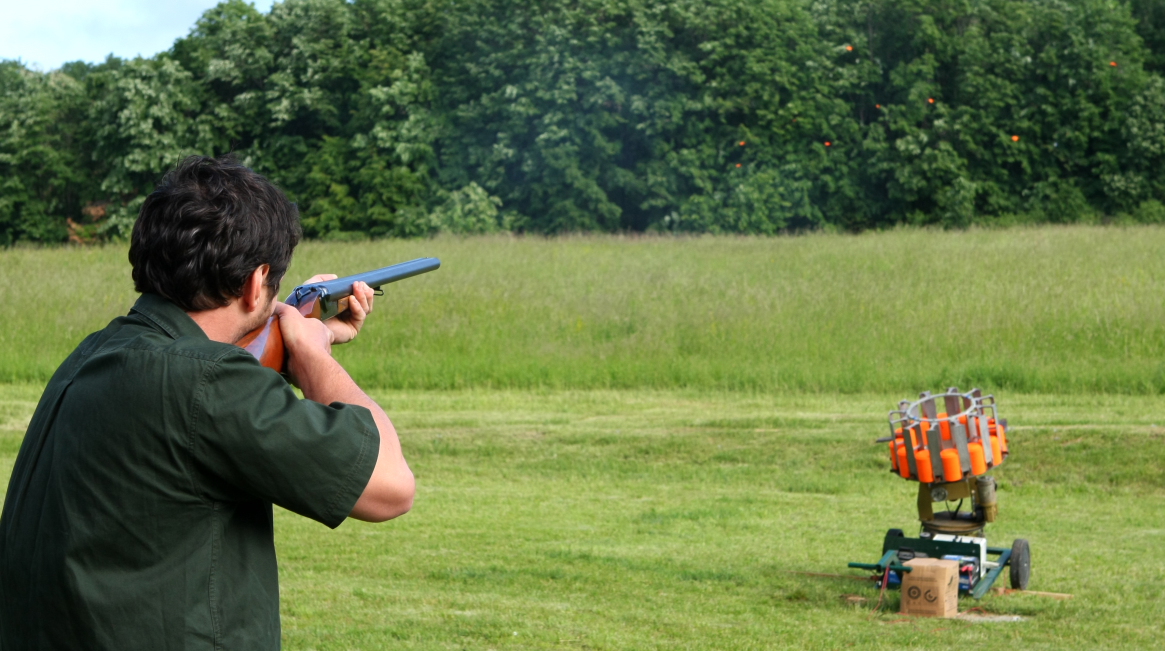 Erdészek, hivatásos vadászok lövész versenye a Vértesben