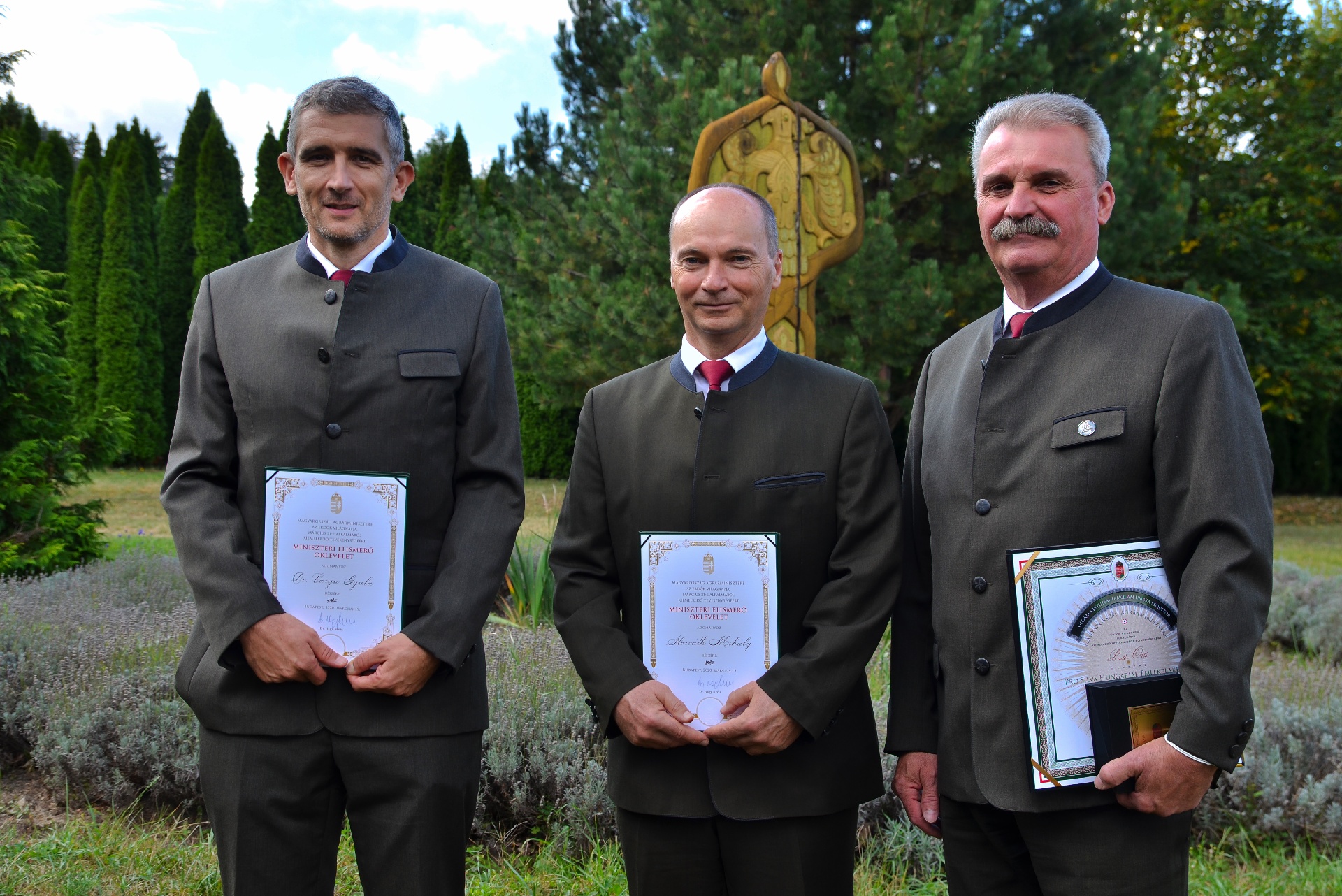 Átvehették a kitüntetettek az Erdők Világnapja alkalmából adományozott szakmai elismeréseket 