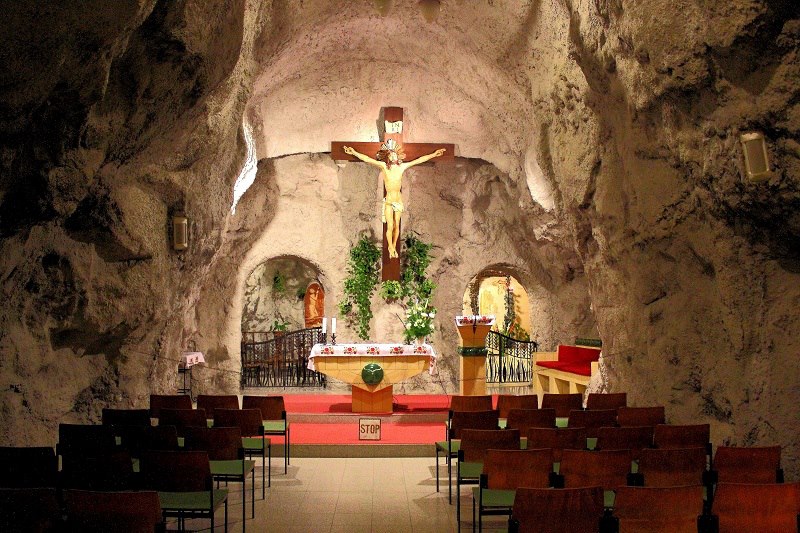 Szent Hubertusz mise a Sziklakápolnában - erdészvédőszentünk emléknapja - invitáció